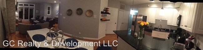 Foto del edificio - 2333 N Leavitt St