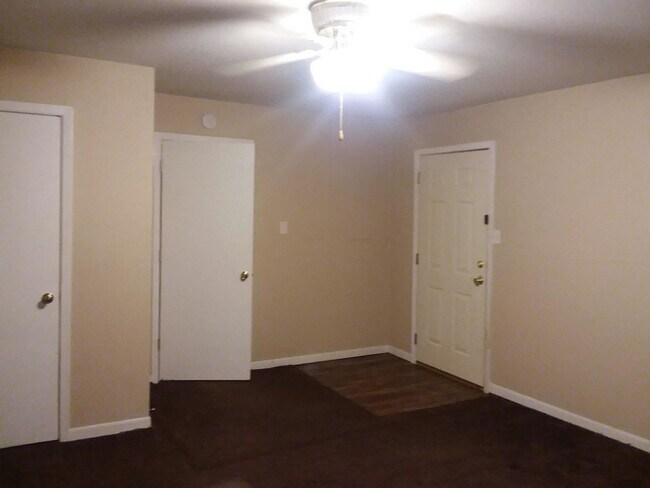 Foto del edificio - 1160 33rd St SE