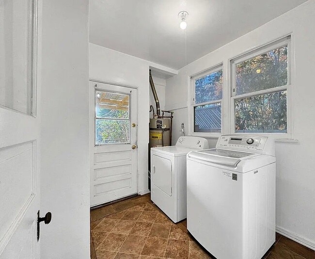 Foto del edificio - 844 25th St