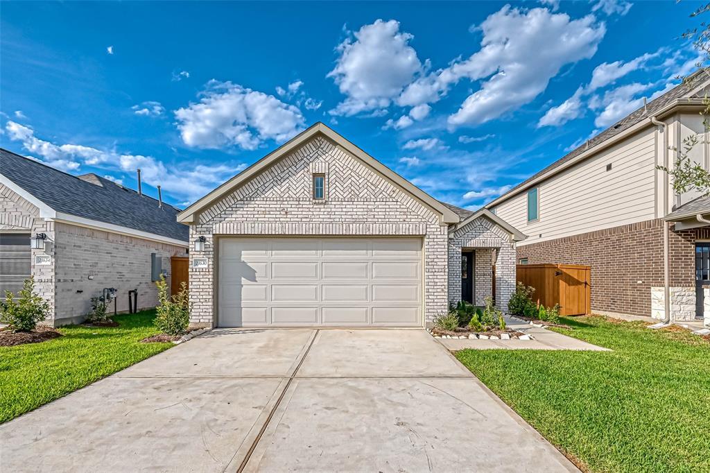 Foto principal - 21630 Sandy Hill Cir