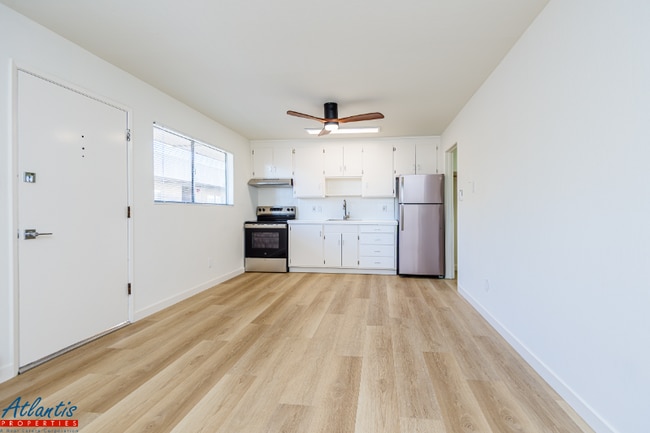 Photo - 555 S 10th St Apartment