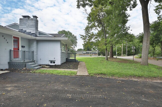 Building Photo - 4474 Starret Rd