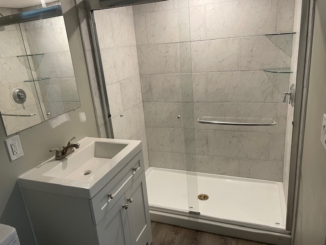 Bathroom - 38 S East St