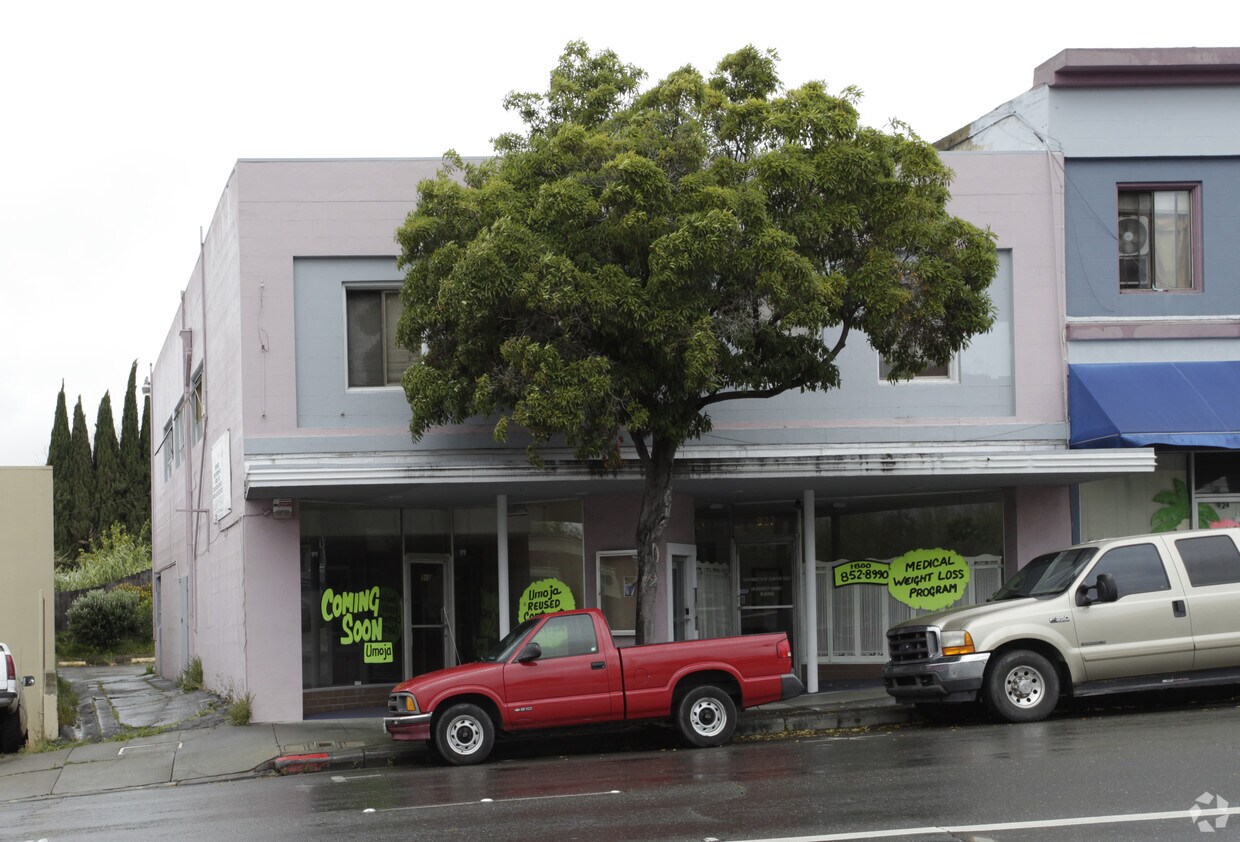 Primary Photo - 918-920 A St