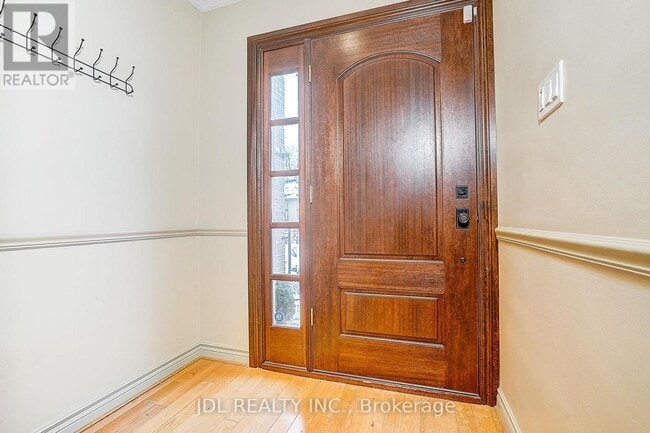 Building Photo - 87 Munro Blvd