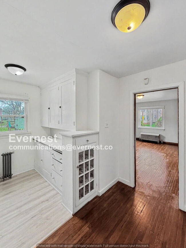 Building Photo - 3812 Drexel Dr