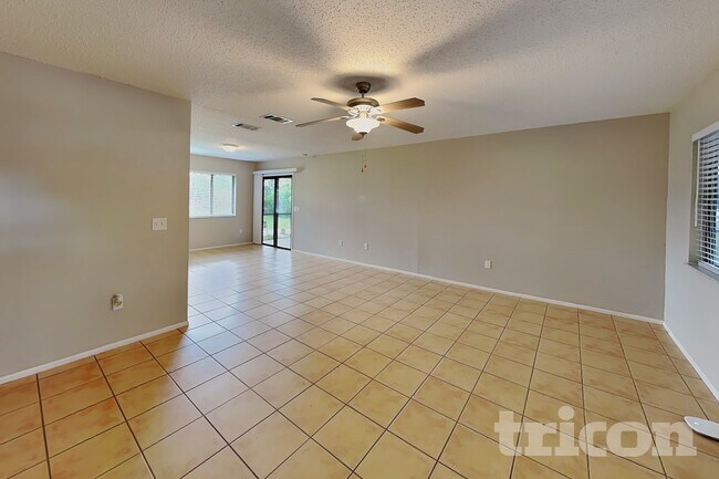 Foto del edificio - 7520 Darlene St