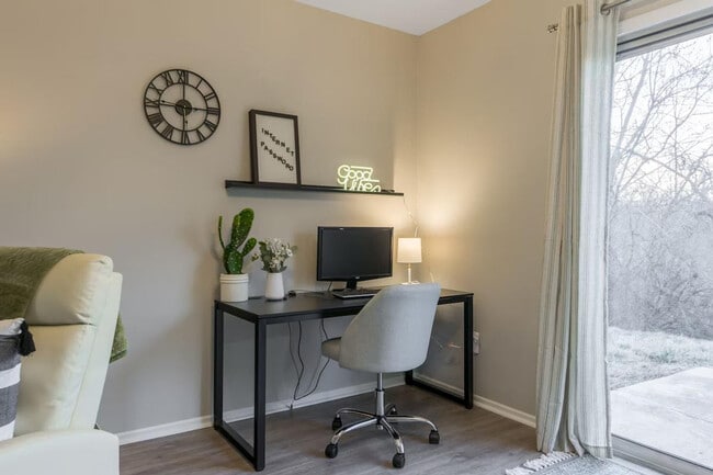 Foto del edificio - 499 Suddarth St