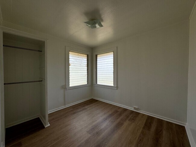 Foto del edificio - Available Now : Newly Renovated 2/1 attach...