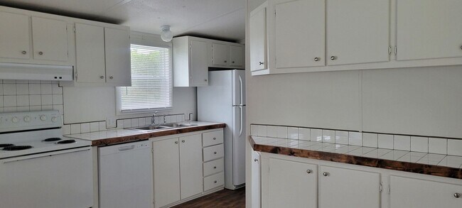 Foto del edificio - Ready to Move in