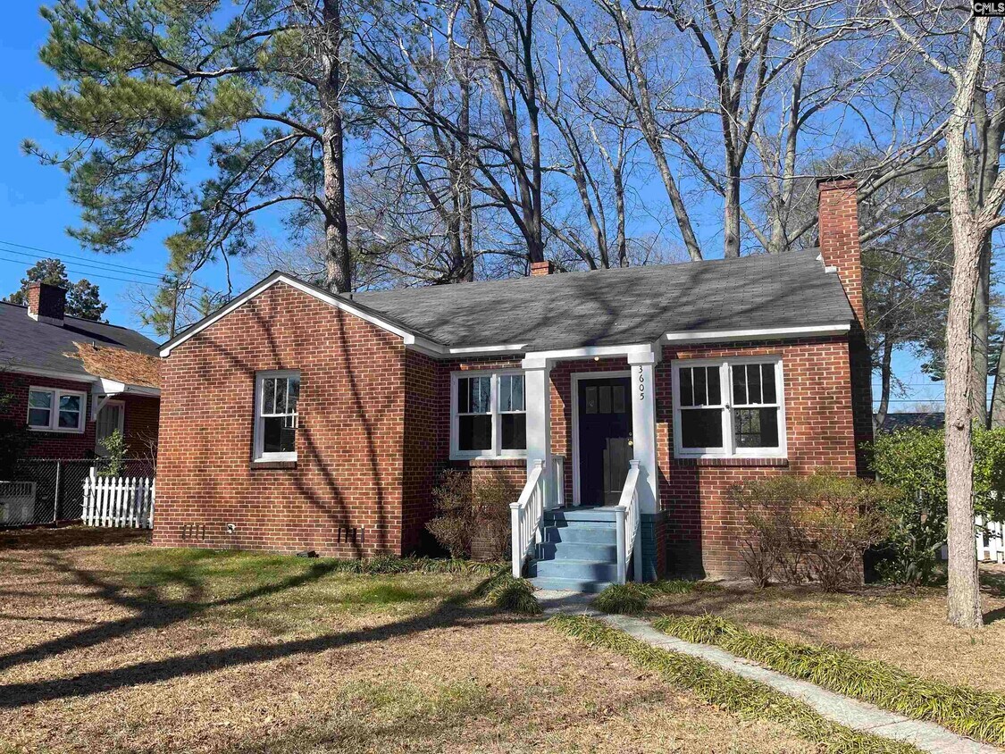 Primary Photo - 3605 Moss Ave