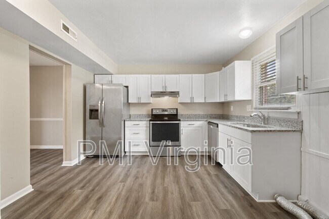 Foto del edificio - 612 Redkirk Ln