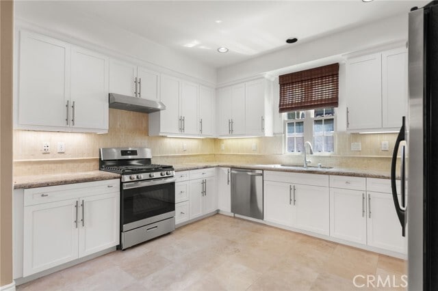 Building Photo - 89 Chantilly