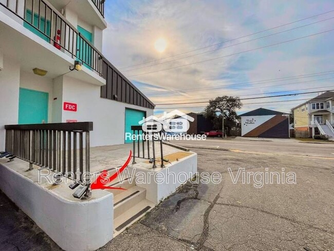 Building Photo - 1222 E Ocean View Ave