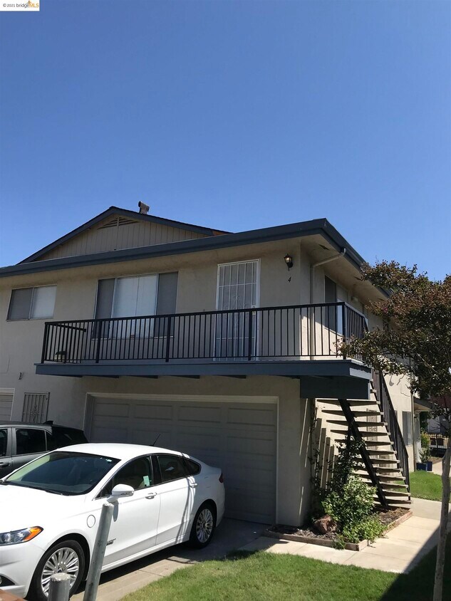 2204 L St Unit 4, Antioch, CA 94509 Condo for Rent in Antioch, CA
