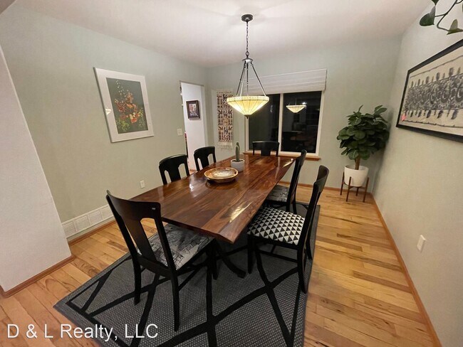 Foto del edificio - 5 br, 4 bath House - 460 Fox Run Cir