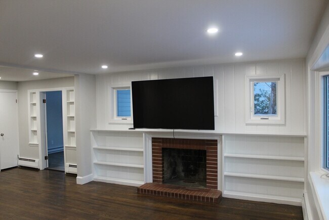 Foto del edificio - 2 Norman Ave