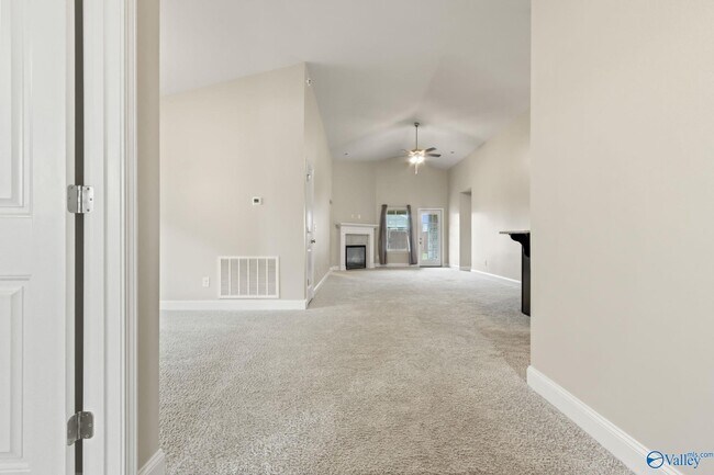 Foto del edificio - 122 Ardsley Dr