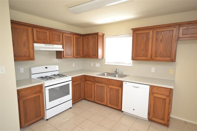 Foto del edificio - 718 Meadow View Dr