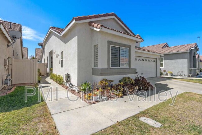 Building Photo - 754 Zaphiro Ct