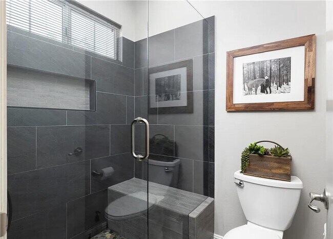 Foto del edificio - 23412 Pacific Park Dr