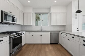 Building Photo - 1216 Stonemark Pl