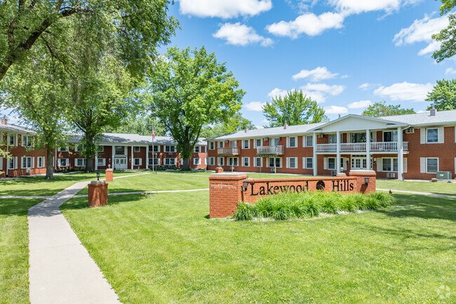 Alternate Exterior - Lakewood Hills Apartments