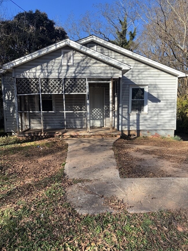 Building Photo - 506 Carver St