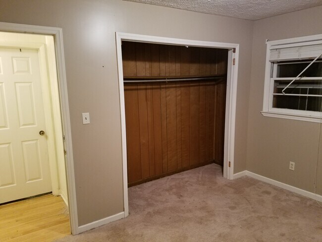 large closet - 706 Ellett Road