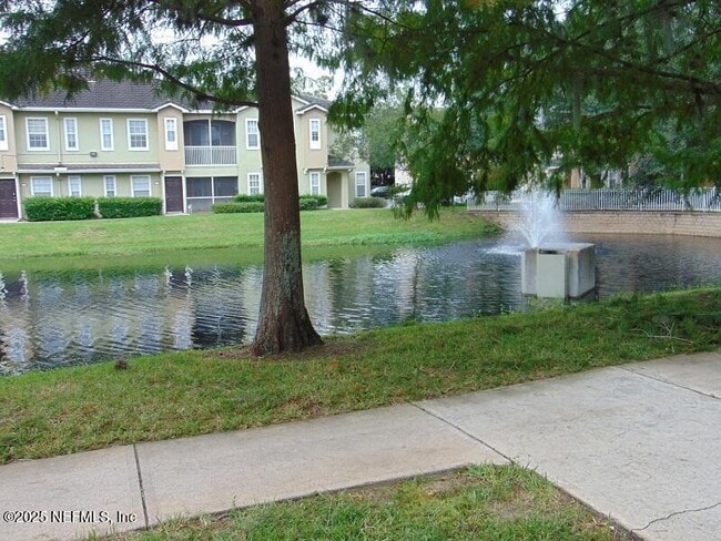 Building Photo - 10075 GATE N Pky