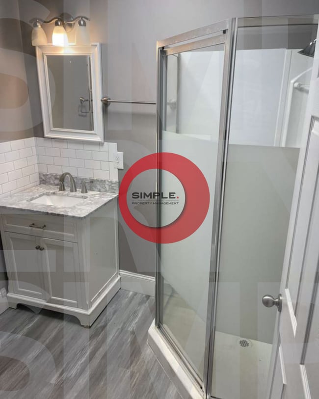 Photo - 110 N 10th St Apartment