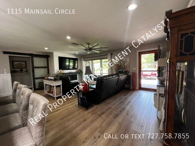 Building Photo - 1115 Mainsail Circle-