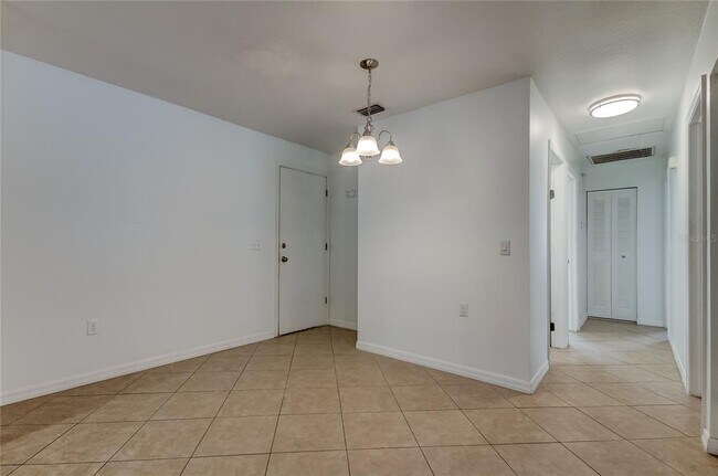 Foto del edificio - 7604 S Sherrill St