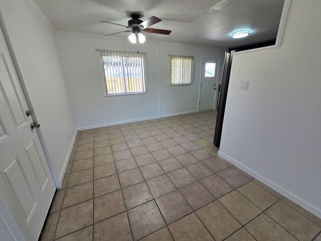 Building Photo - Beautifully Updated Single-Story Home in Sparks