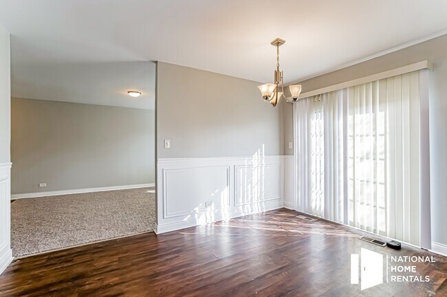 Building Photo - 17771 Devon Dr