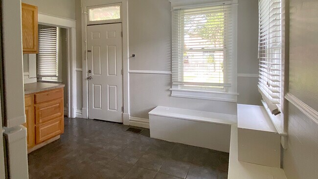 Building Photo - Wheelhouse Apartments