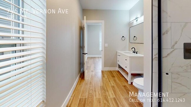 Building Photo - 746 Mt Vernon Ave