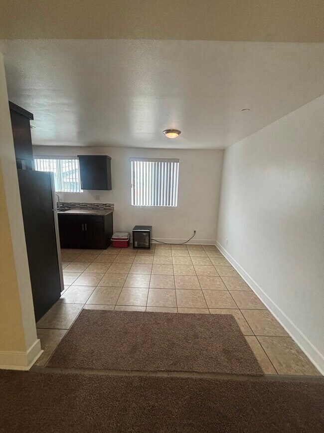 Foto del edificio - 322 E 80th St