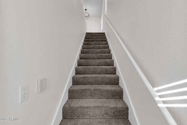 Foto del edificio - 3236 E Chandler Blvd