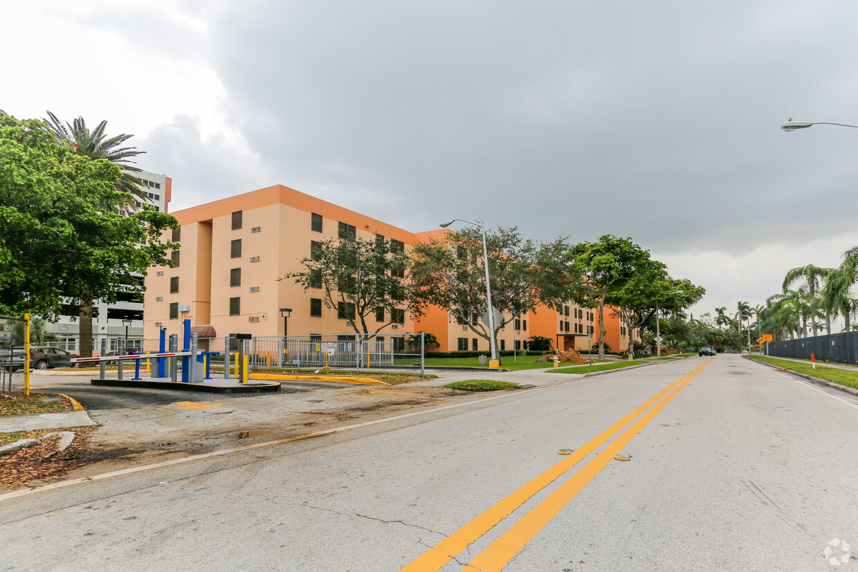 Foto del edificio - Singer Plaza