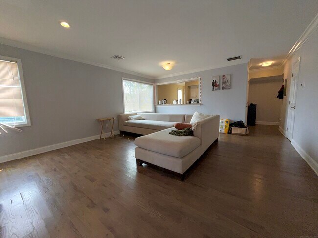 Foto del edificio - 183 Livingston Pl