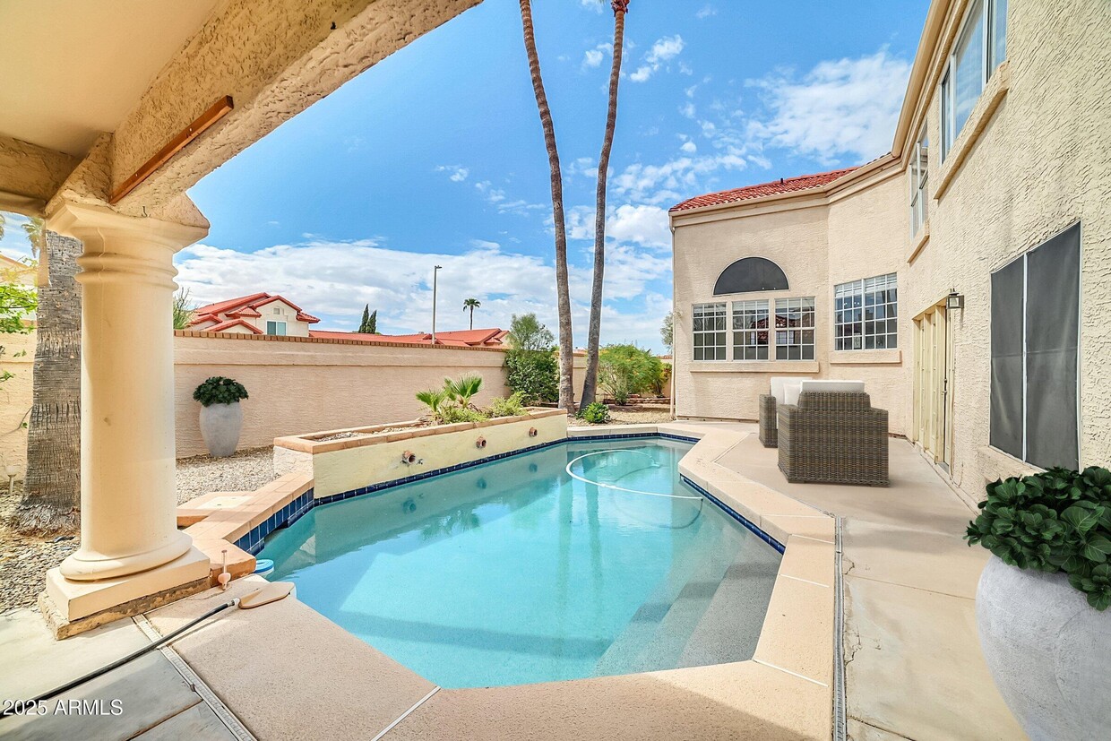 Primary Photo - 11889 N 113th Pl