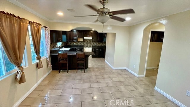 Foto del edificio - 10818 Yukon Ave S