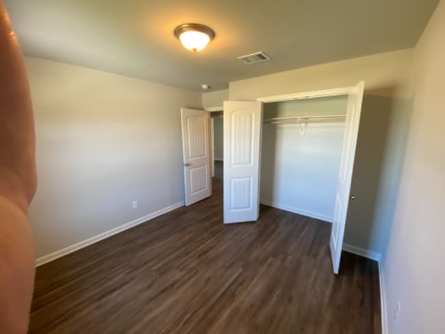 Building Photo - 30732 Judi Ann Dr