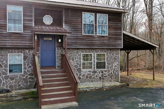 Foto del edificio - 81 Middletown Ave