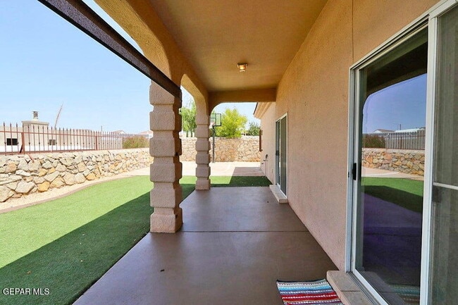 Building Photo - 1455 Cherokee Ridge Dr