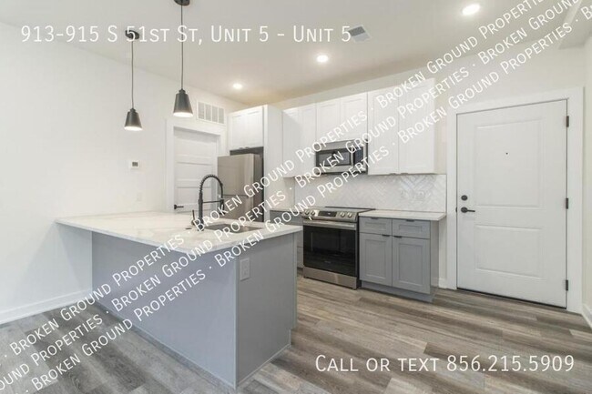 Building Photo - 913-915 S 51st St, Unit 5-Unit 5