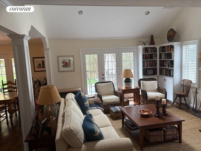 Foto del edificio - 50 Brittany Ln