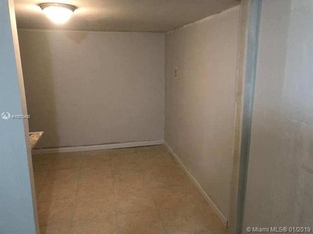 Primary Photo - 10345 NW 30th Ct