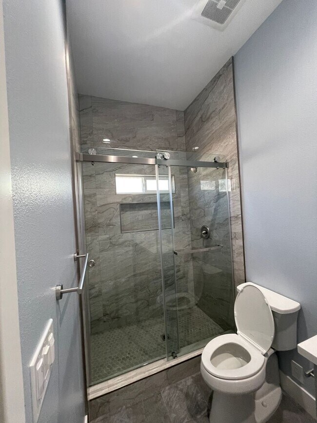 Foto del edificio - Brand New Construction - Great Fountain Va...